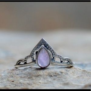 925 Sterling silver ring with rose quartz stone